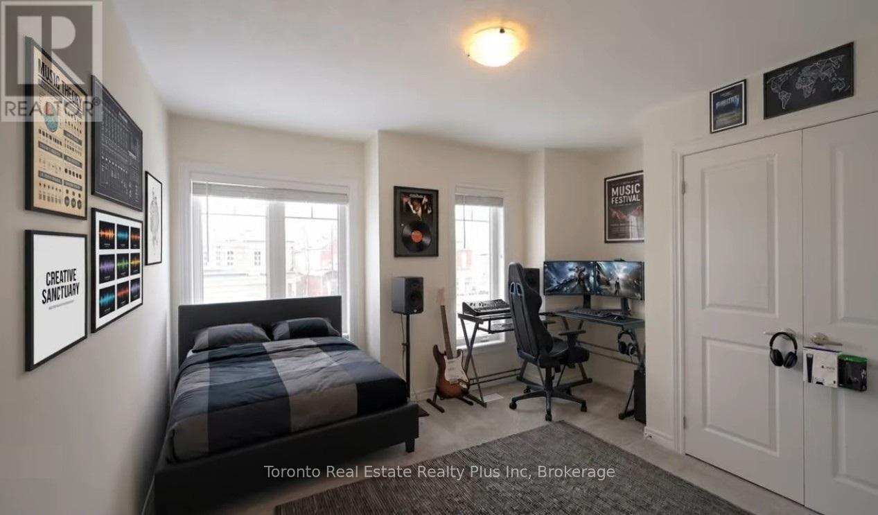 241 Broadacre Drive, Kitchener, Ontario  N2R 0S6 - Photo 37 - X13005378