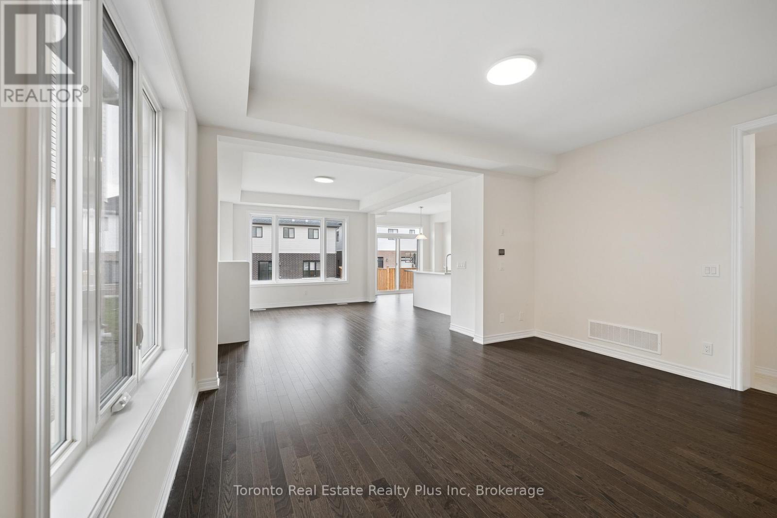 241 Broadacre Drive, Kitchener, Ontario  N2R 0S6 - Photo 6 - X13005378