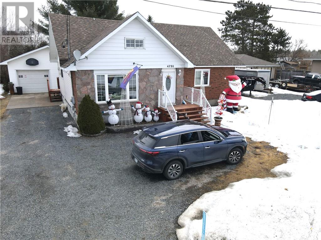 4290 St. Michel Street, Hanmer, Ontario