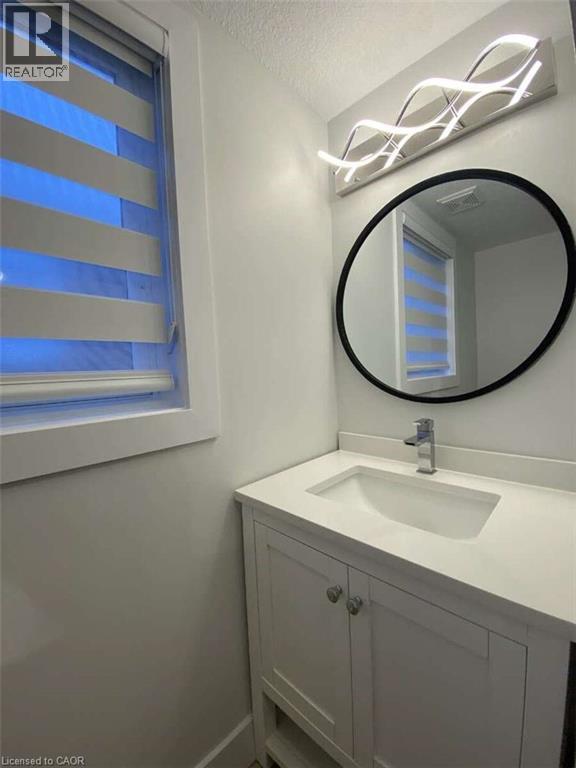 125 Steepleridge Street, Kitchener, Ontario  N2P 2W2 - Photo 16 - 40821928