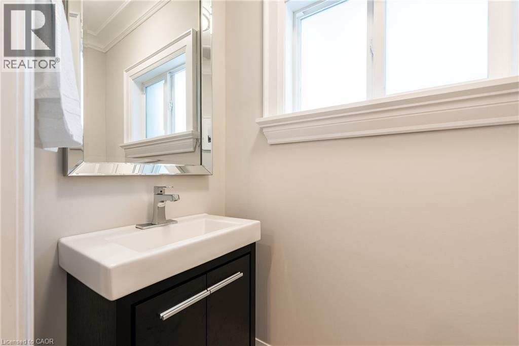 327 Macdonald Road, Oakville, Ontario  L6J 2A8 - Photo 16 - 40821897