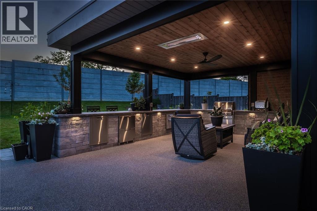 19 Dyment Court, Ancaster, Ontario  L9G 0E1 - Photo 22 - 40821887