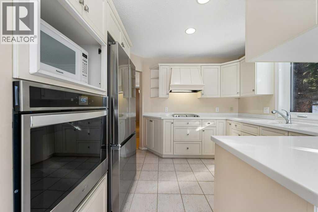 30 Douglasbank Gardens Se, Calgary, Alberta  T2Z 2C9 - Photo 16 - A2291894