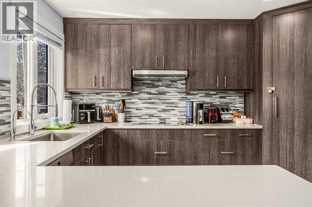 1, 1406 2nd Avenue, Canmore, Alberta  T1W 1M9 - Photo 6 - A2297403