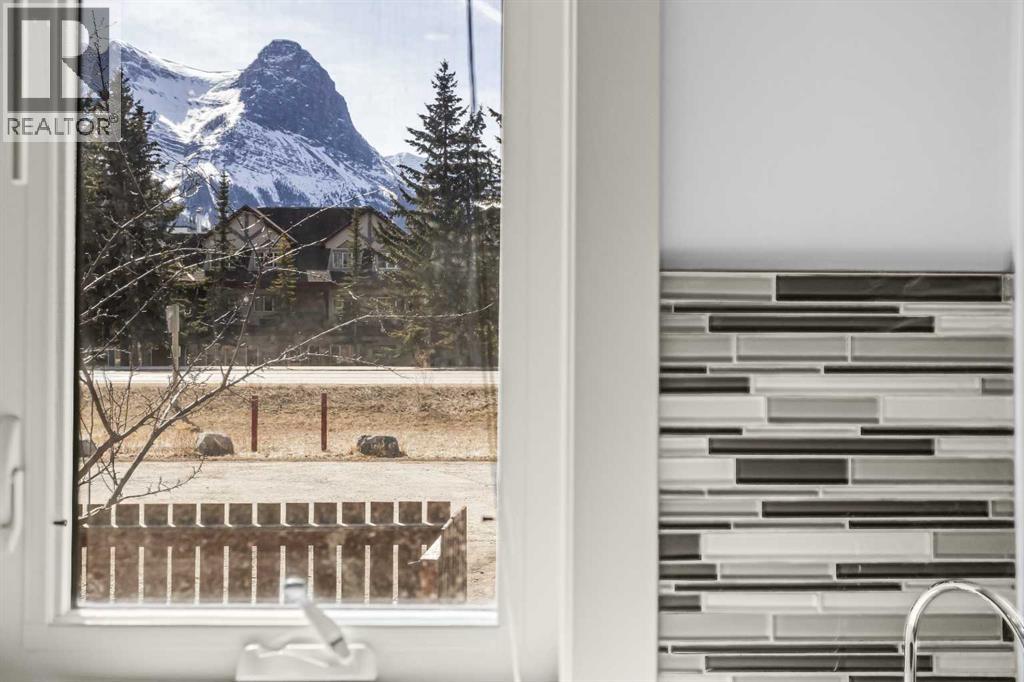 1, 1406 2nd Avenue, Canmore, Alberta  T1W 1M9 - Photo 8 - A2297403