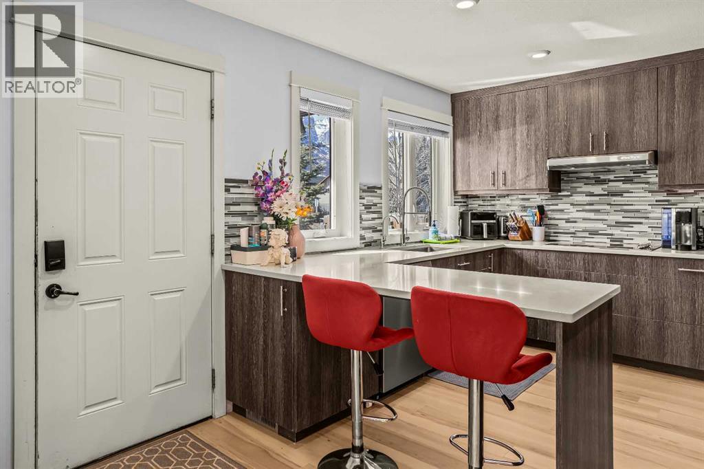 1, 1406 2nd Avenue, Canmore, Alberta  T1W 1M9 - Photo 5 - A2297403