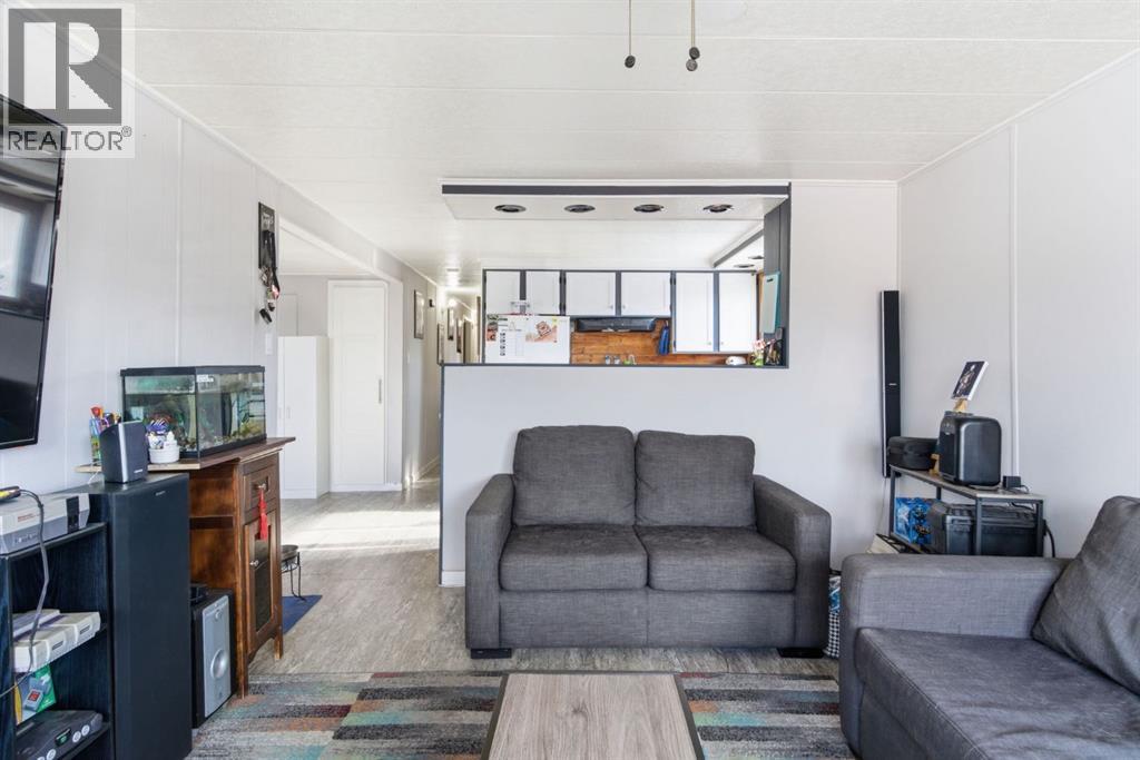 124, 3223 83 Street Nw, Calgary, Alberta  T3B 5N1 - Photo 5 - A2298577