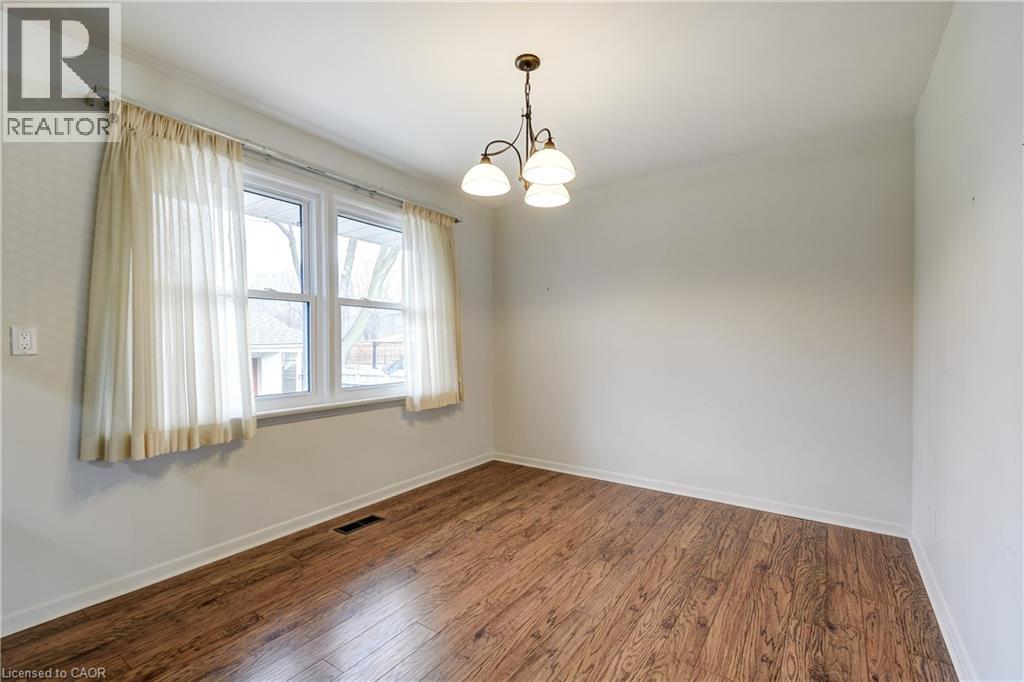 1057 Cedar Avenue, Burlington, Ontario  L7T 2R8 - Photo 12 - 40819195