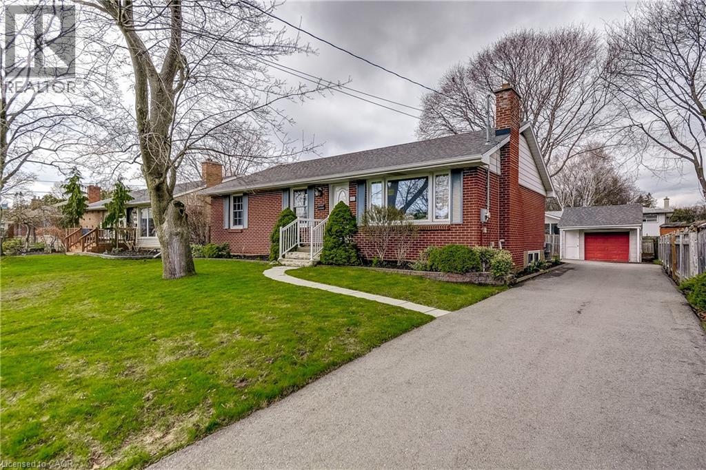 1057 Cedar Avenue, Burlington, Ontario  L7T 2R8 - Photo 2 - 40819195