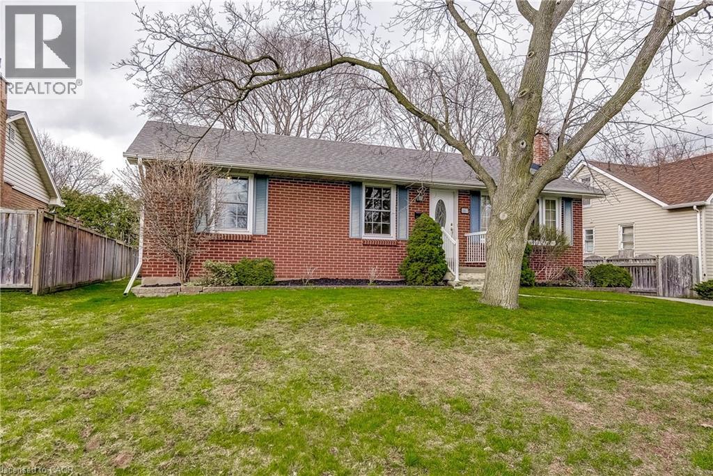 1057 Cedar Avenue, Burlington, Ontario  L7T 2R8 - Photo 3 - 40819195