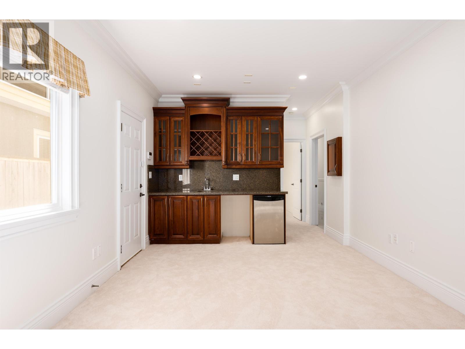 7451 Bates Road, Richmond, British Columbia  V7A 1C8 - Photo 12 - R3112728