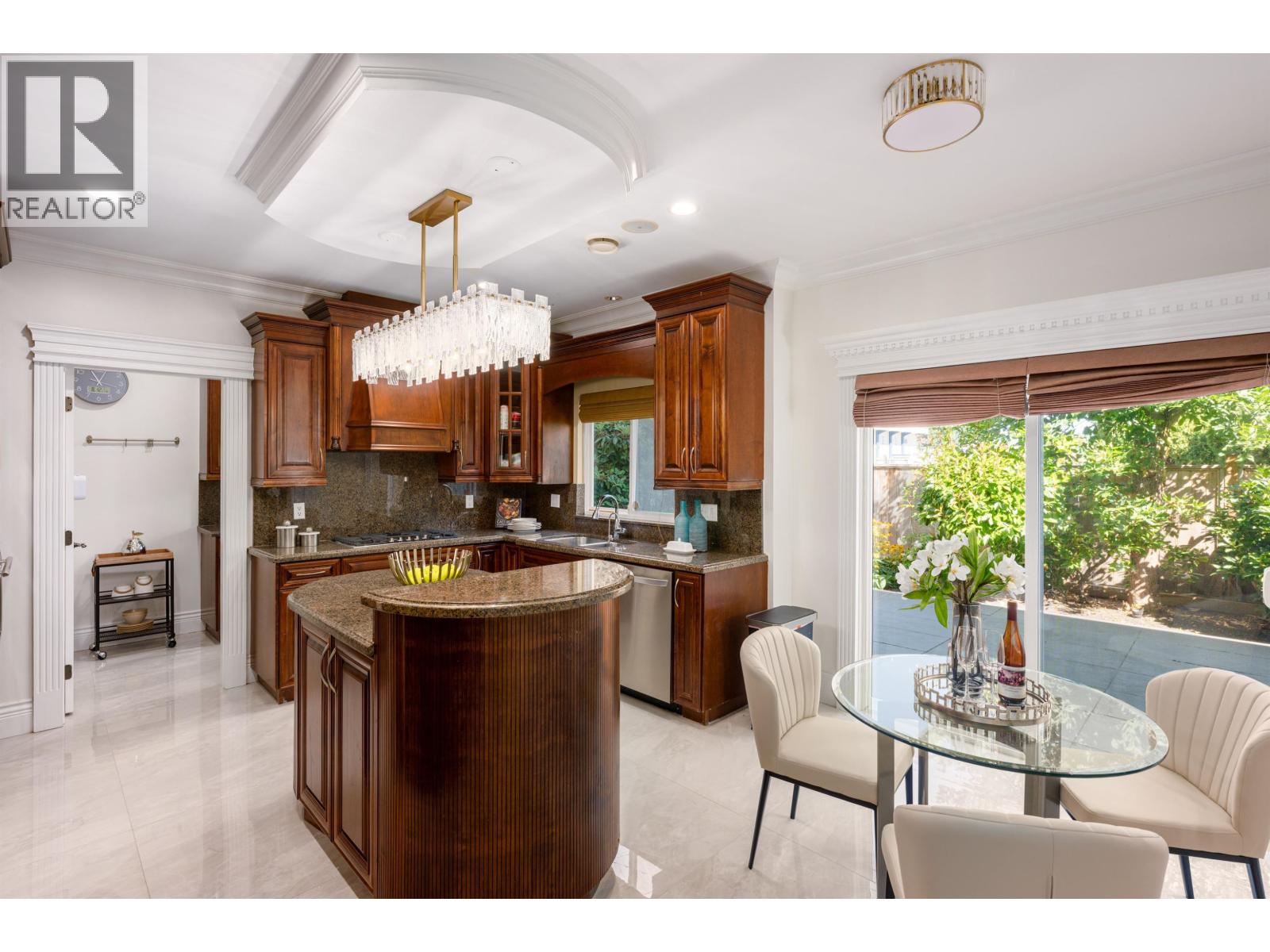 7451 Bates Road, Richmond, British Columbia  V7A 1C8 - Photo 7 - R3112728