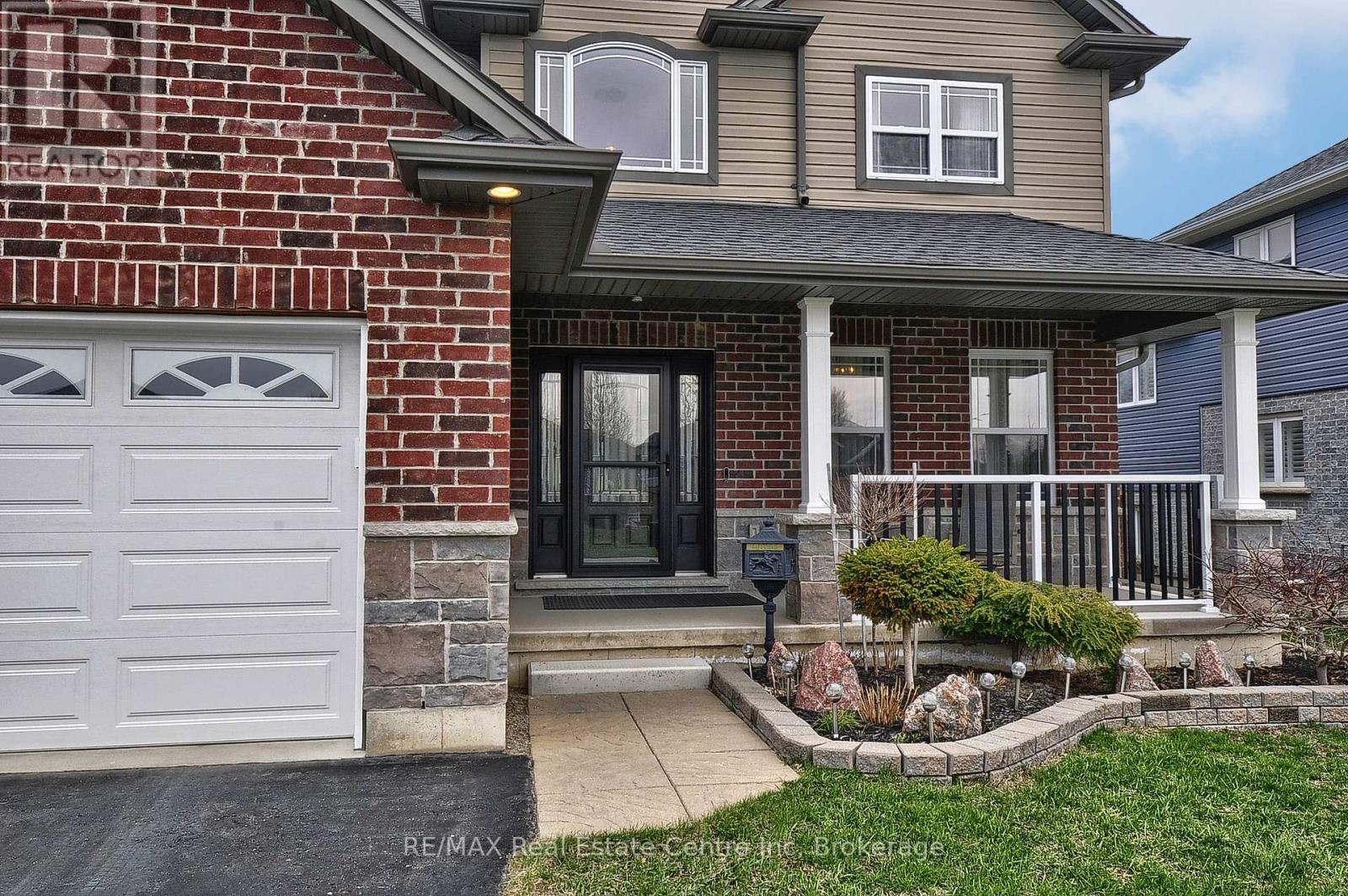 82 Curtis Street S, East Zorra-Tavistock, Ontario  N0J 1M0 - Photo 4 - X13013040