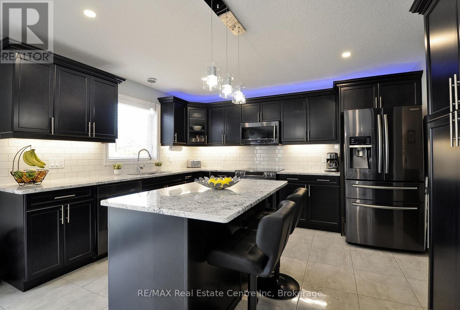 82 Curtis Street S, East Zorra-Tavistock, Ontario  N0J 1M0 - Photo 7 - X13013040