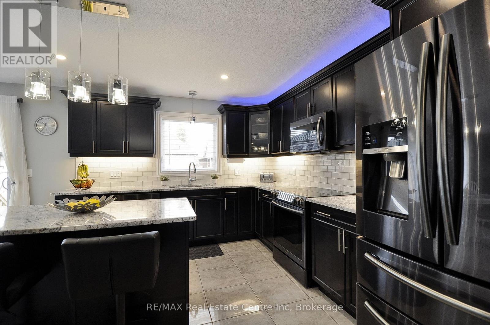 82 Curtis Street S, East Zorra-Tavistock, Ontario  N0J 1M0 - Photo 8 - X13013040