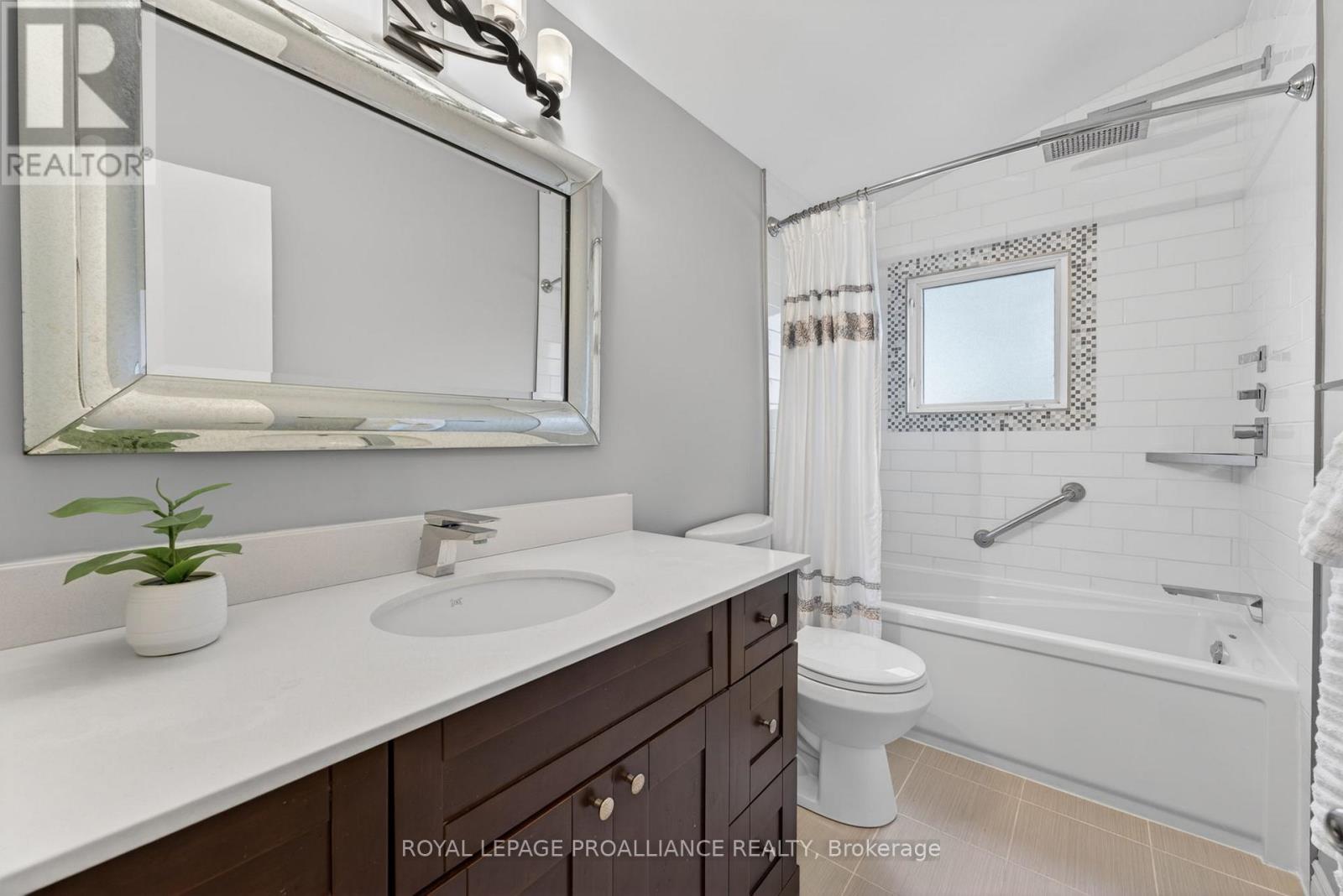 482 Island Road, Prince Edward County, Ontario  K0K 2T0 - Photo 18 - X13013076