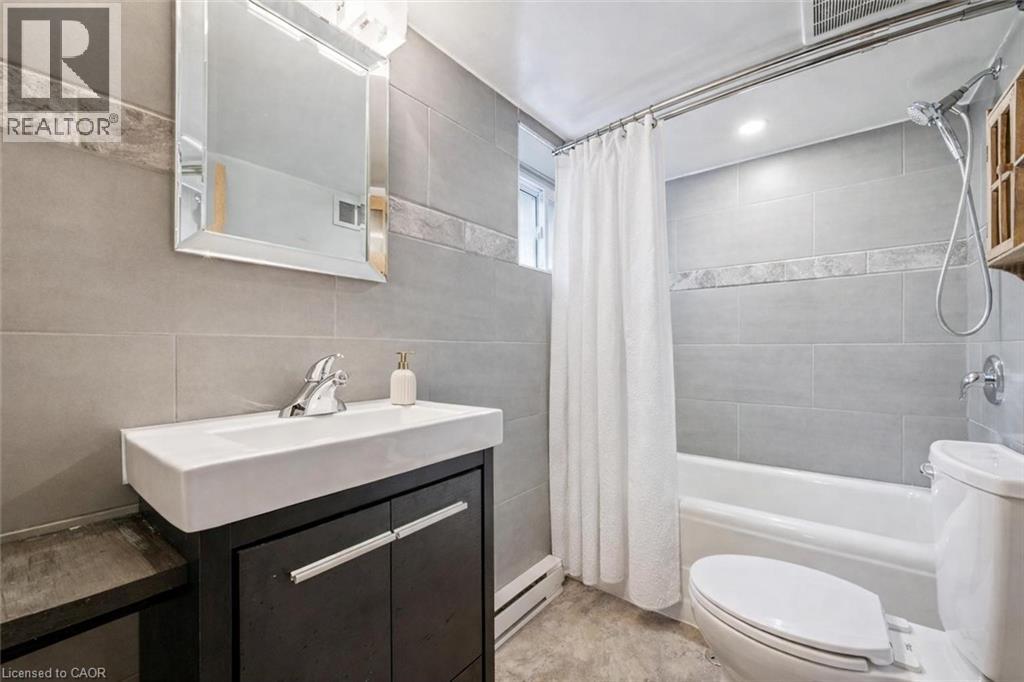 166 Waterloo Avenue, Guelph, Ontario  N1H 3J1 - Photo 17 - 40812870