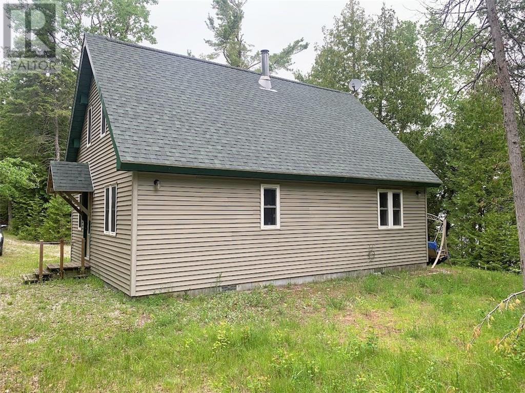 642 Water Street, Meldrum Bay, Ontario  P0P 1R0 - Photo 2 - 2127173