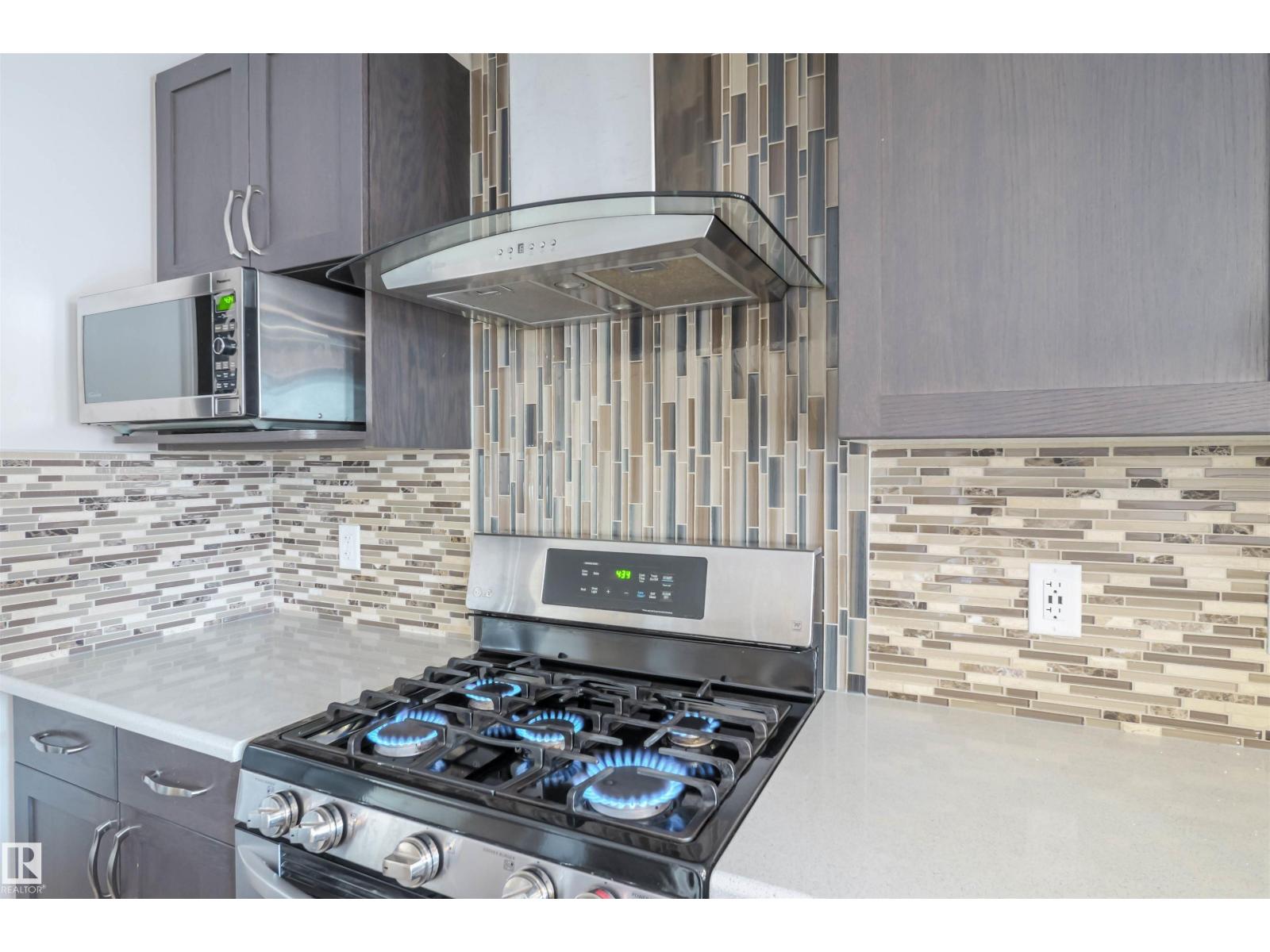 1426 25 Av Nw, Edmonton, Alberta  T6T 2E2 - Photo 7 - E4482872