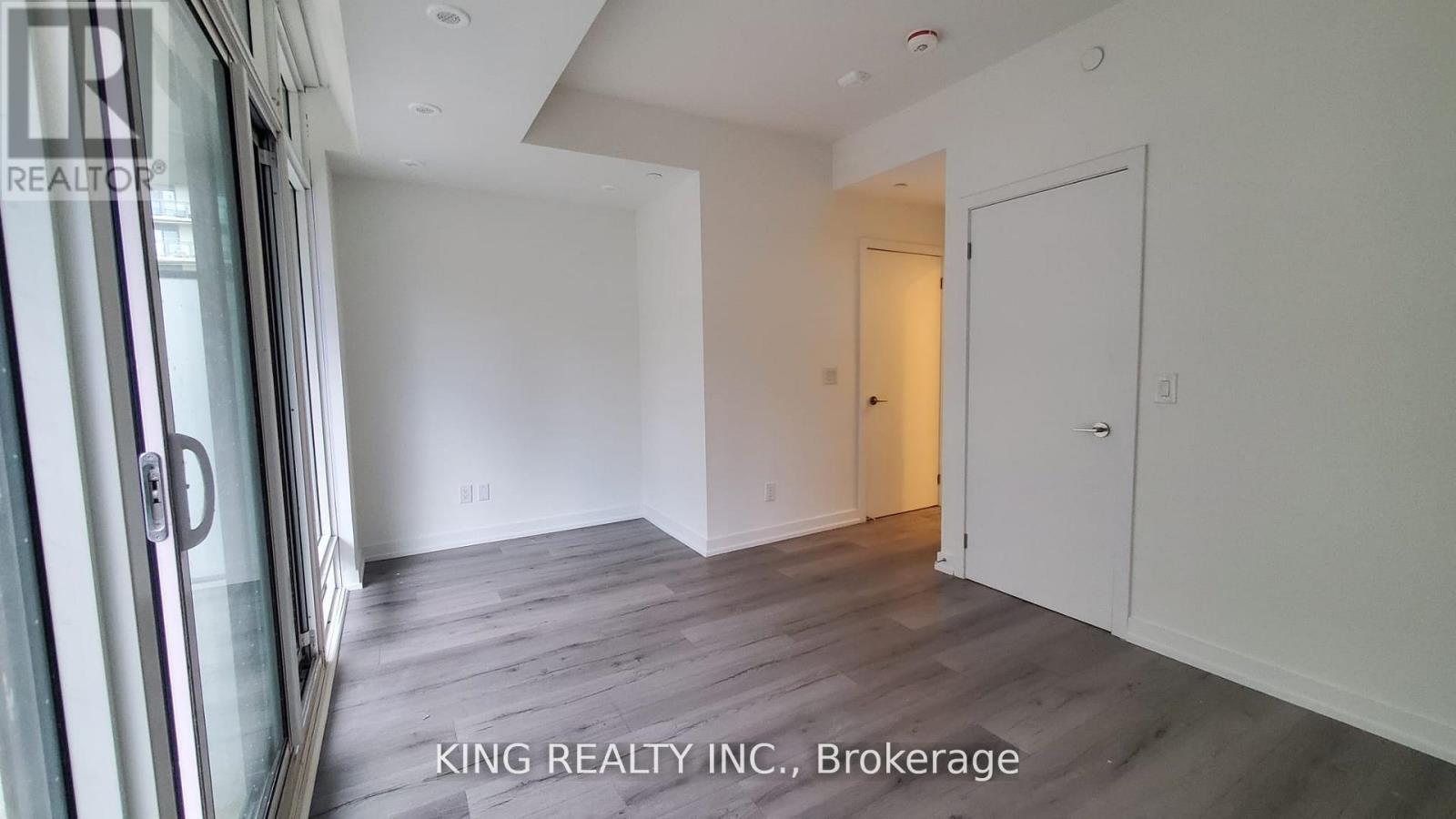 35 - 871 Sheppard Avenue W, Toronto, Ontario  M3H 0E8 - Photo 3 - C13012964