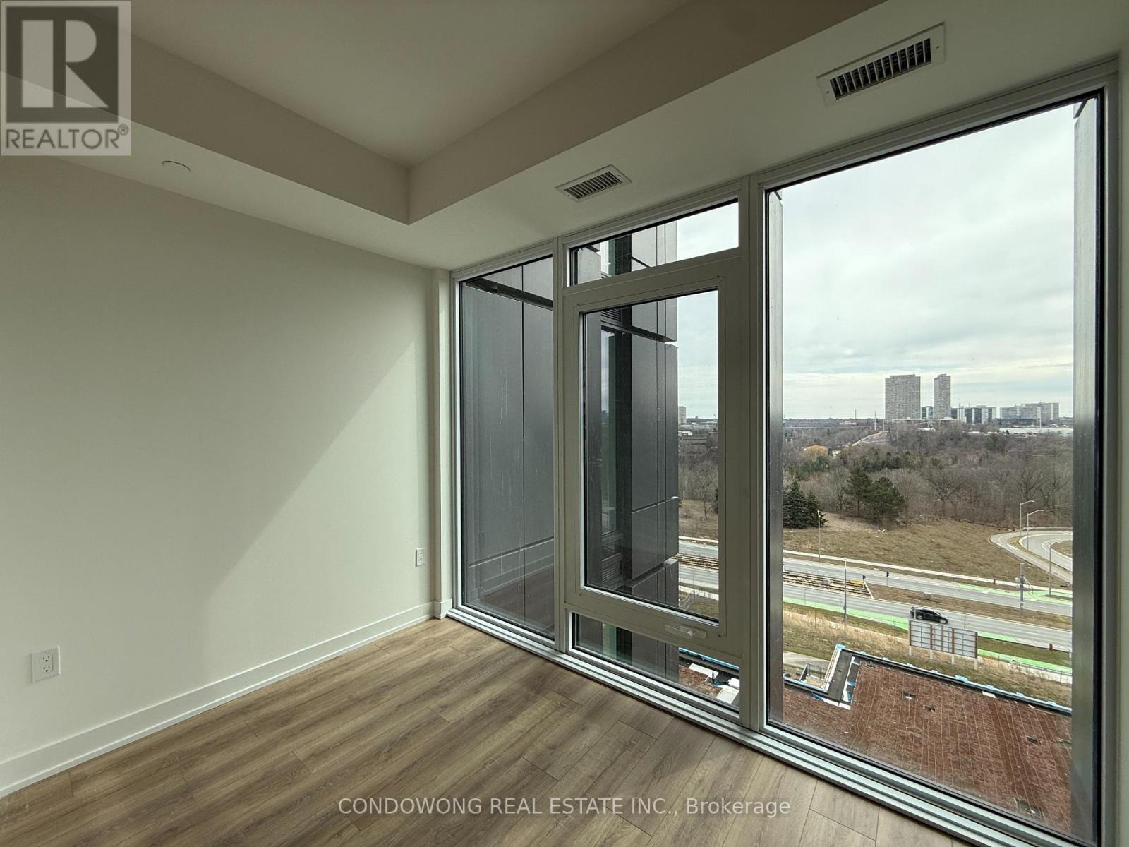 710 - 5 Quarrington Lane, Toronto, Ontario  M3C 0S5 - Photo 3 - C13012984