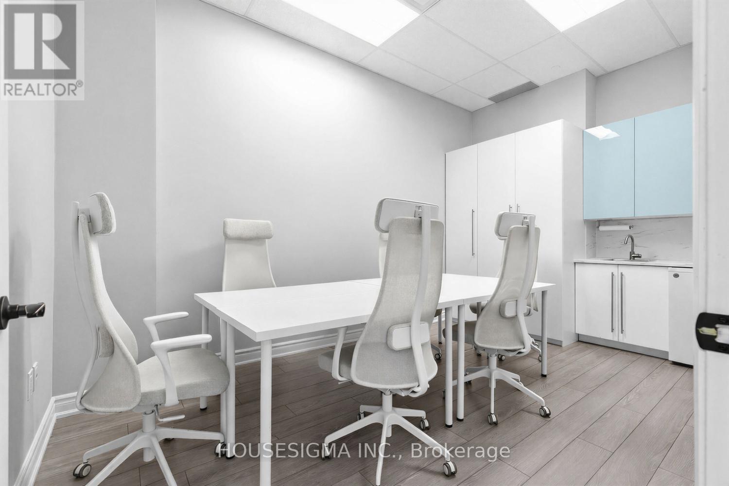 609 - 4789 Yonge Street, Toronto, Ontario  M2N 0G3 - Photo 13 - C13012994