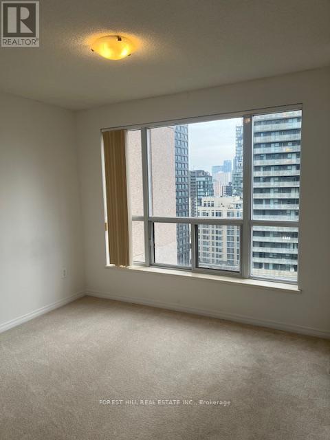 2110 - 925 Bay Street, Toronto, Ontario  M5S 3L4 - Photo 14 - C13013054