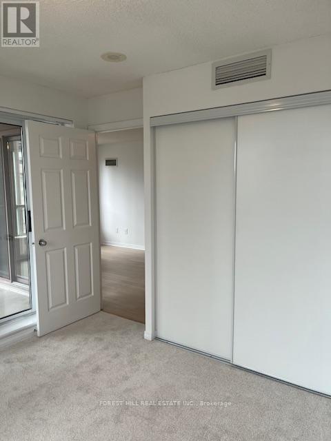 2110 - 925 Bay Street, Toronto, Ontario  M5S 3L4 - Photo 16 - C13013054