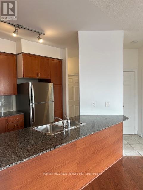 3106 - 925 Bay Street, Toronto, Ontario  M5S 3L4 - Photo 8 - C13013064