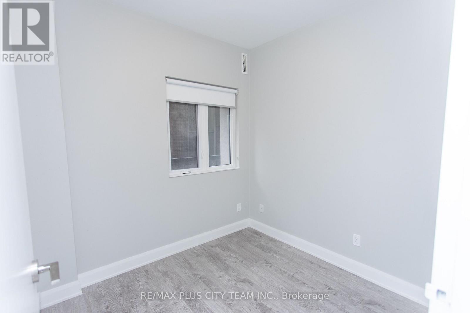 202 - 686 Bathurst Street, Toronto, Ontario  M5S 2R3 - Photo 9 - C13013086