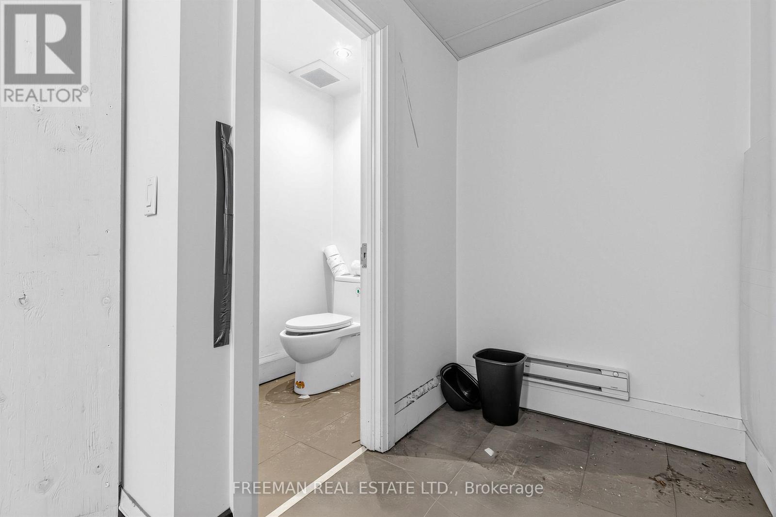 Main & Lower - 1239 Bloor Street W, Toronto, Ontario  M6H 1N6 - Photo 14 - C13013098