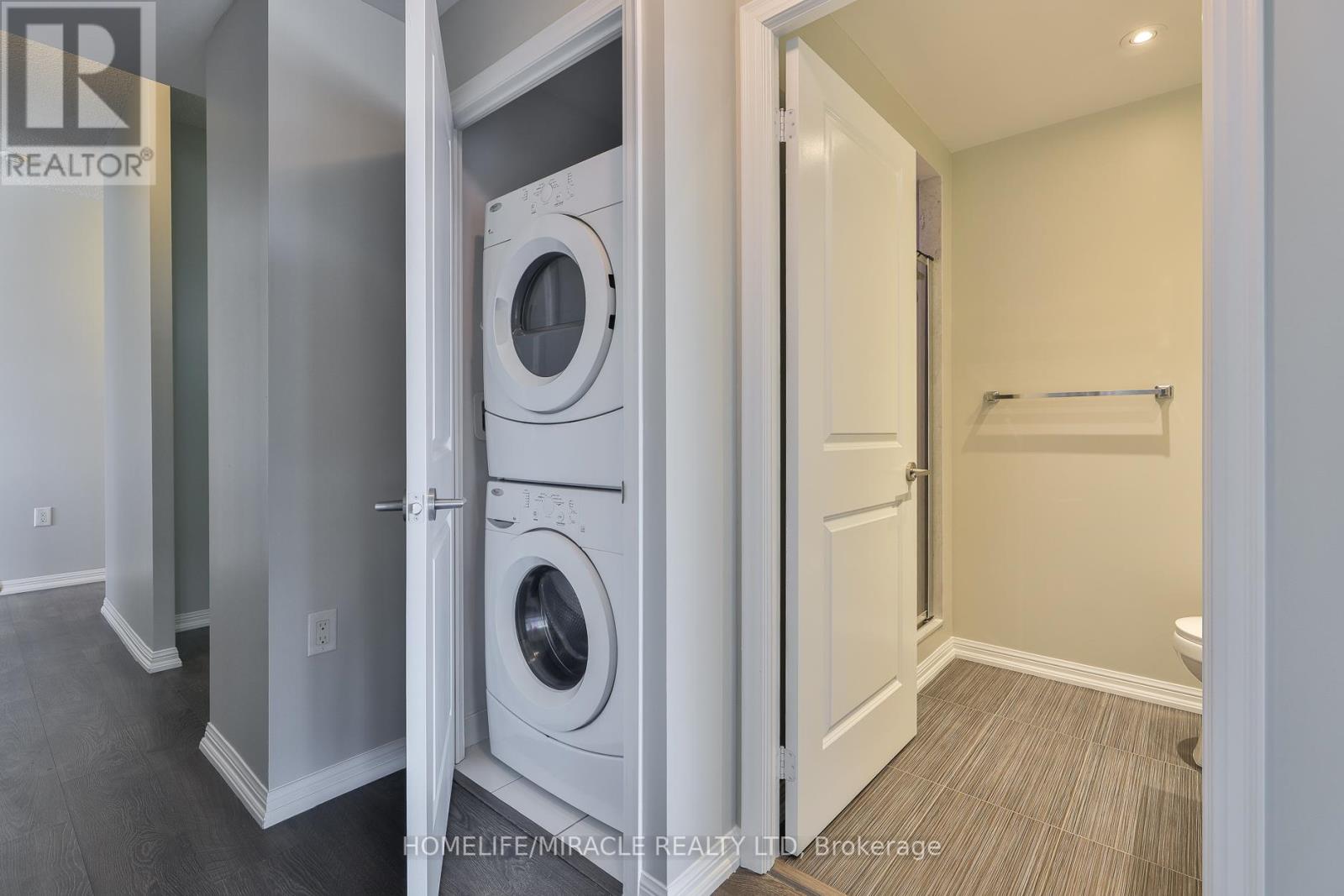 2815 - 125 Western Battery Road, Toronto, Ontario  M6K 3R8 - Photo 12 - C12982944