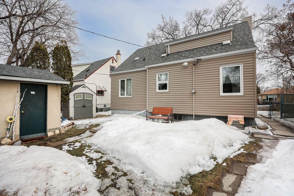 1244 Spruce Street, Winnipeg, Manitoba  R3E 2V6 - Photo 42 - 202607551