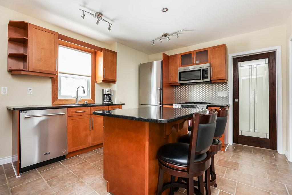 1244 Spruce Street, Winnipeg, Manitoba  R3E 2V6 - Photo 10 - 202607551