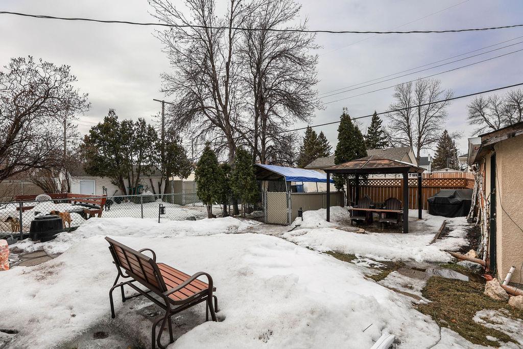 1244 Spruce Street, Winnipeg, Manitoba  R3E 2V6 - Photo 46 - 202607551