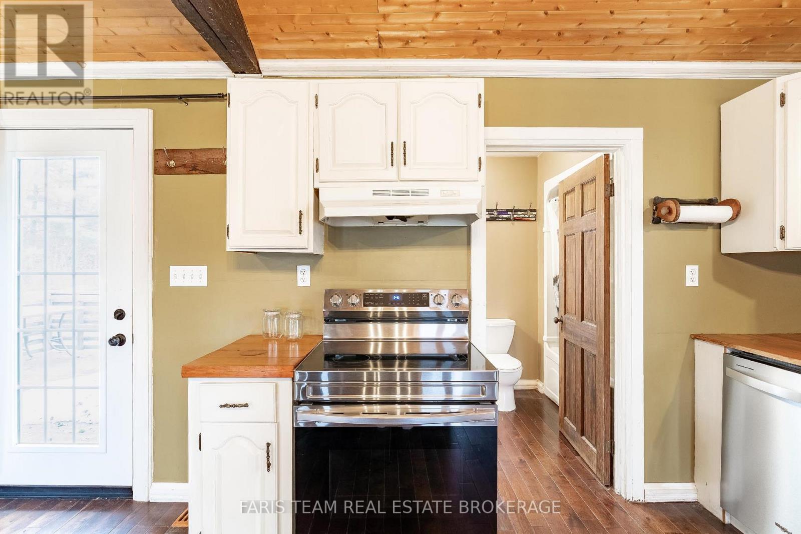 1417 Maple Way, Innisfil, Ontario  L0L 1C0 - Photo 6 - N12964634