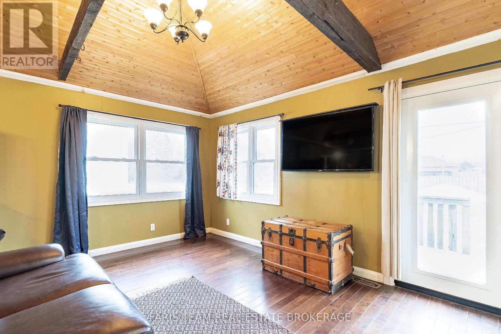 1417 Maple Way, Innisfil, Ontario  L0L 1C0 - Photo 15 - N12964634