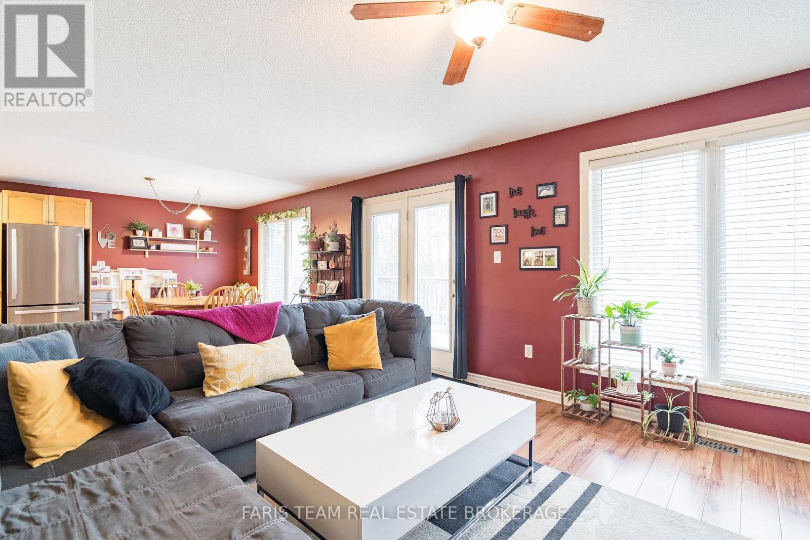 45 Hawkins Drive, Barrie, Ontario  L4N 0A7 - Photo 15 - S12975518