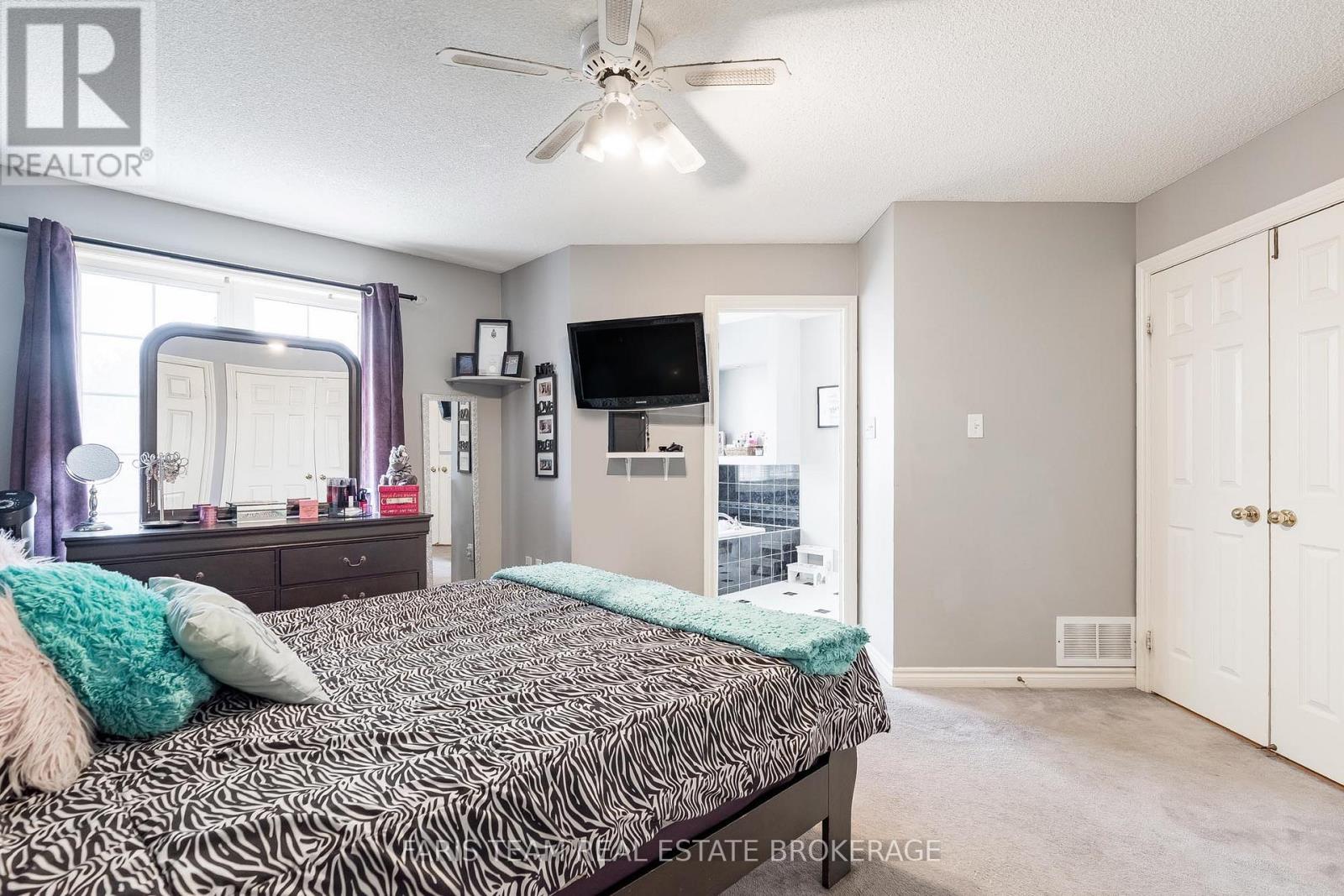 45 Hawkins Drive, Barrie, Ontario  L4N 0A7 - Photo 19 - S12975518