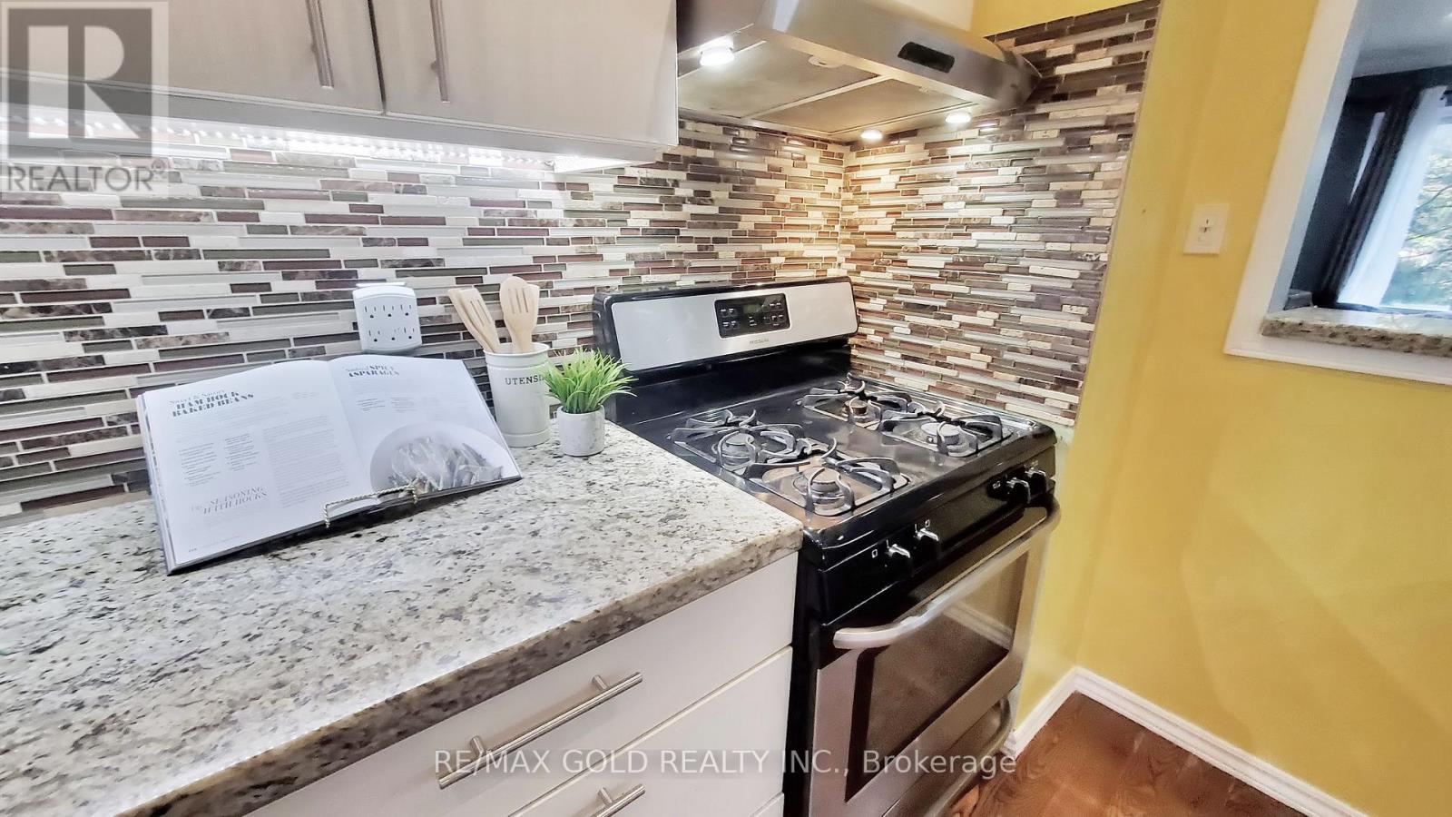 18 - 18 Carleton Place, Brampton, Ontario  L6T 3Z4 - Photo 17 - W13010204