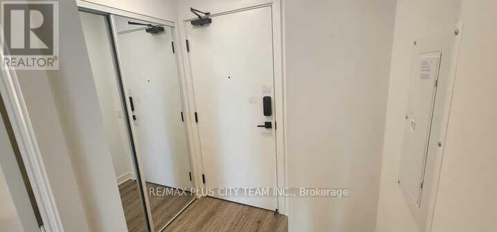 418 - 1185 Dupont Street, Toronto, Ontario  M6H 0G5 - Photo 13 - W12998040