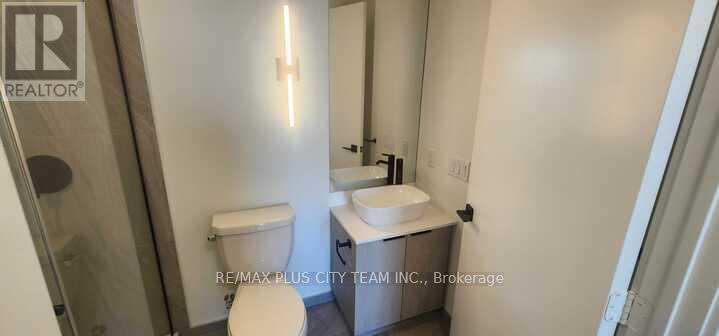 418 - 1185 Dupont Street, Toronto, Ontario  M6H 0G5 - Photo 10 - W12998040