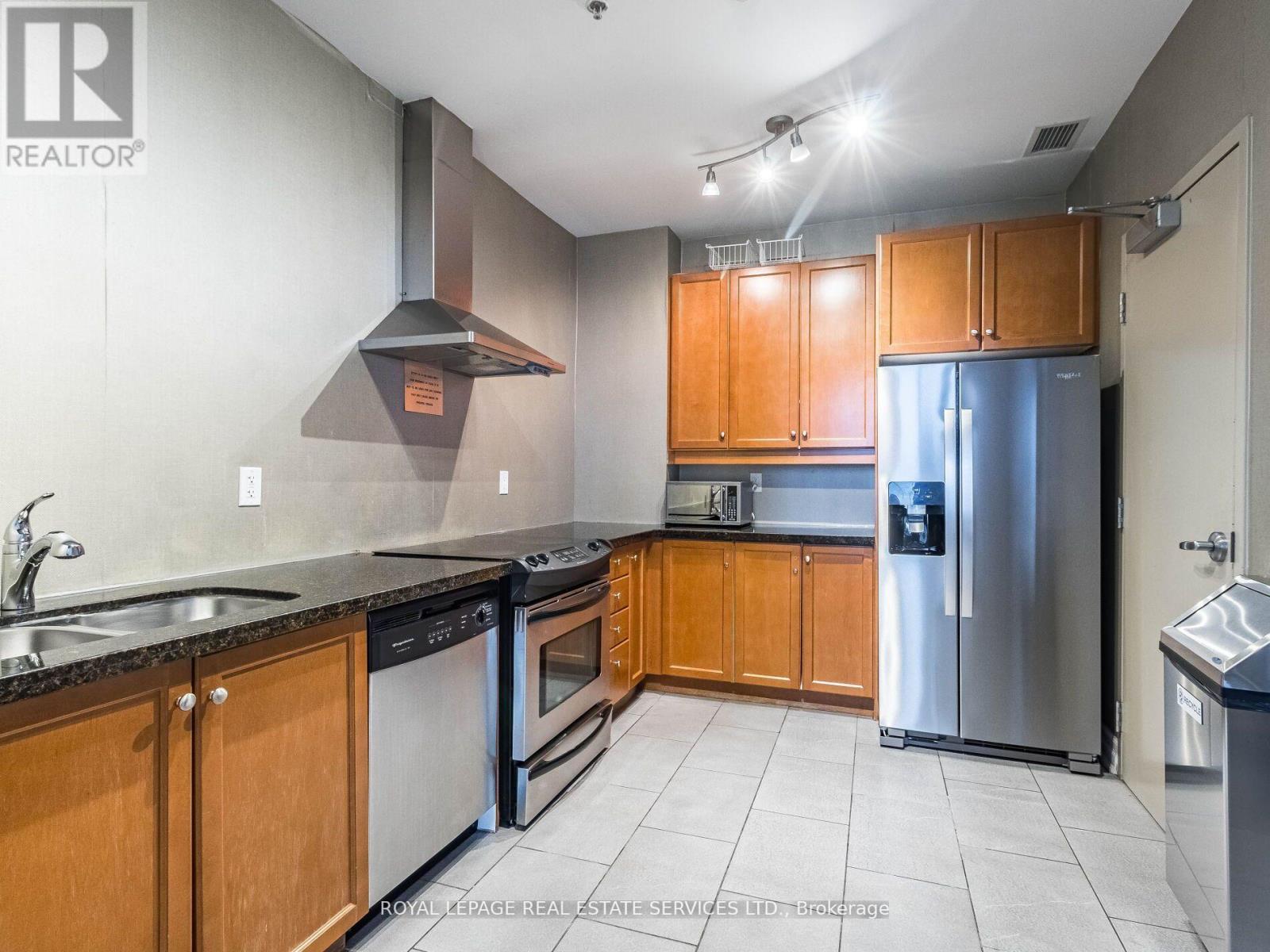 1113 - 2083 Lake Shore Boulevard W, Toronto, Ontario  M8V 4G2 - Photo 19 - W13011642