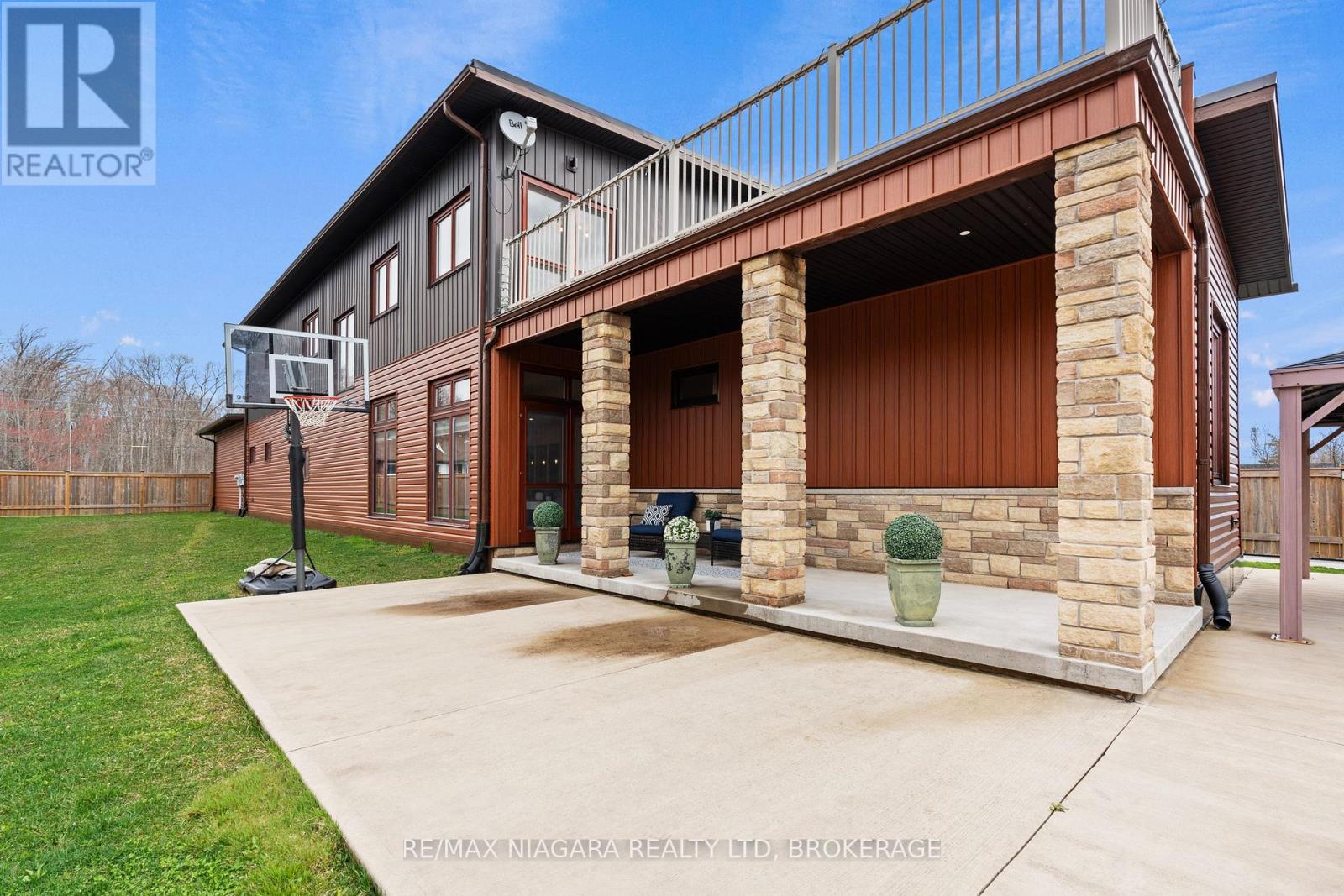 1887 Dominion Road, Fort Erie, Ontario  L0S 1N0 - Photo 8 - X13013032