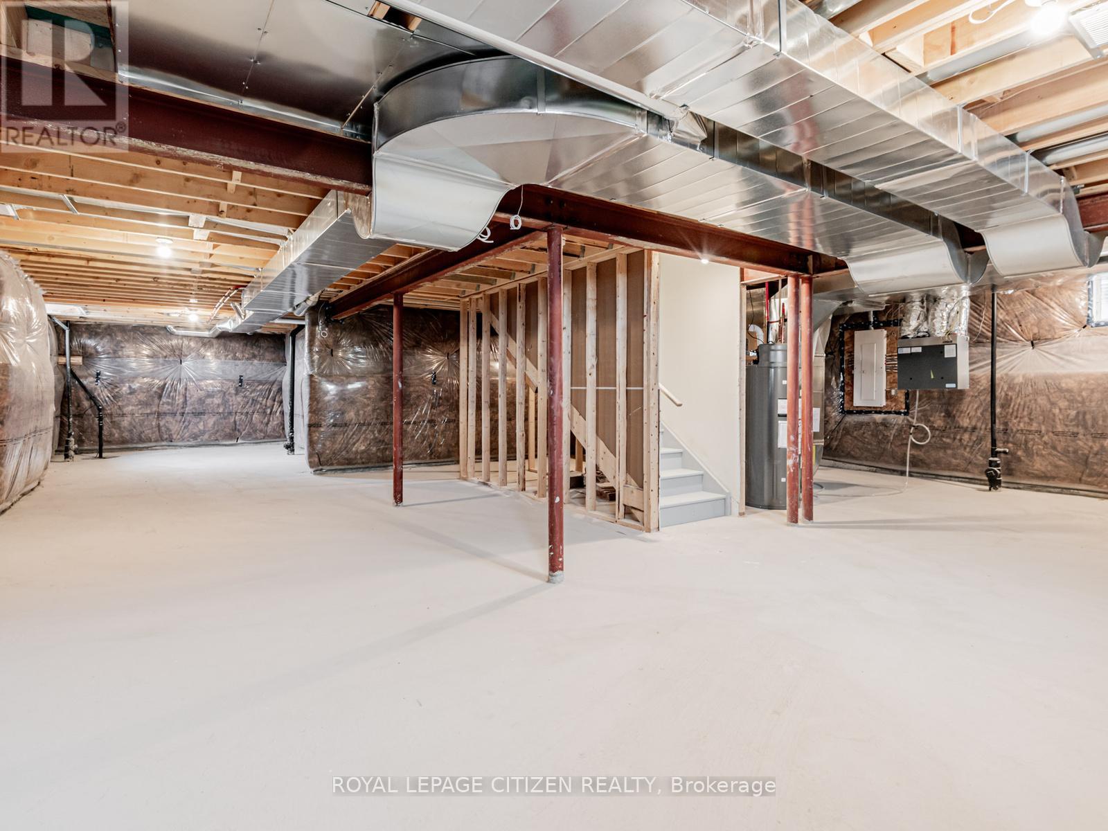 165 Hawkins Street, Georgina, Ontario  L0E 1R0 - Photo 35 - N13012980