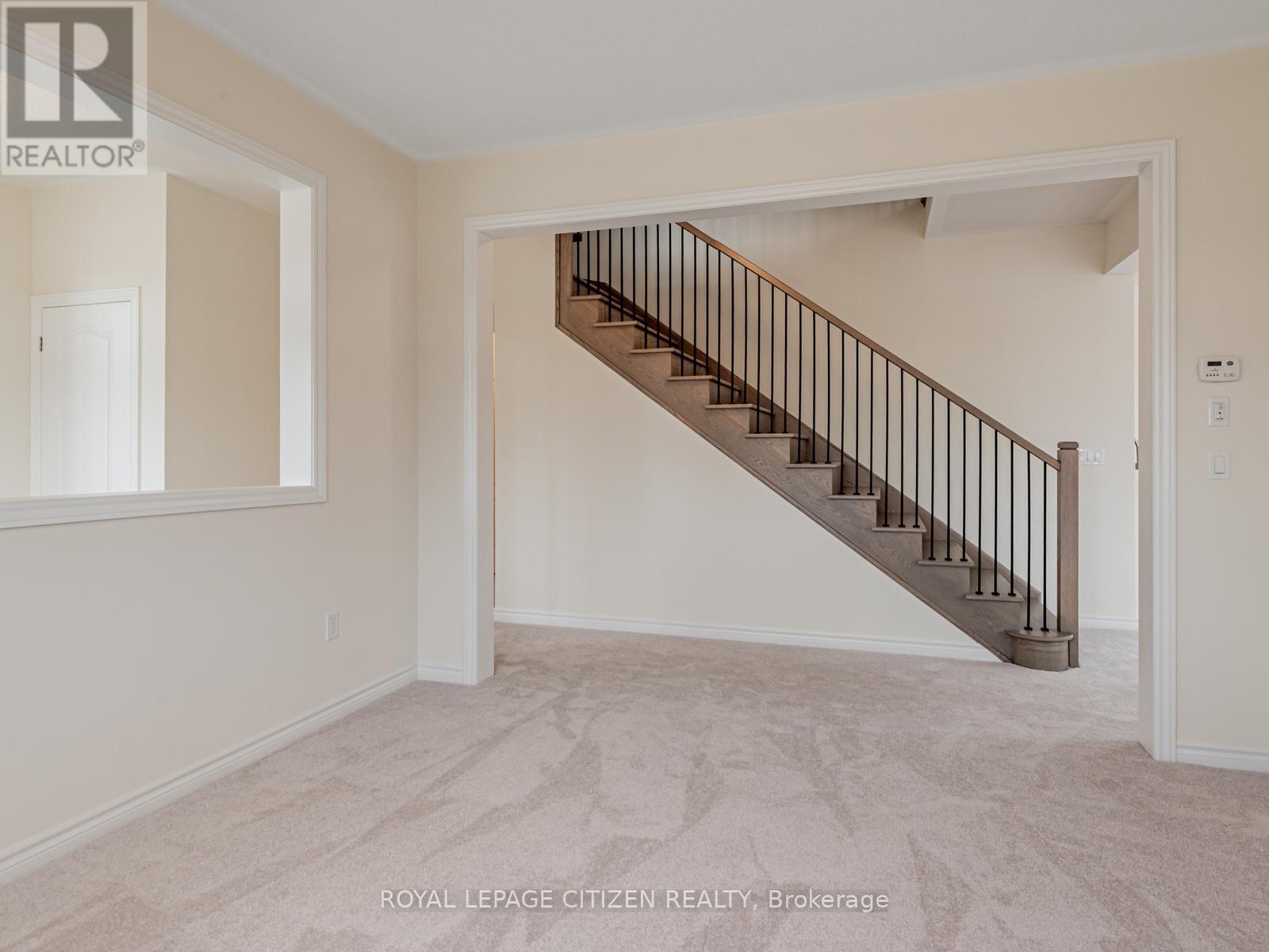 165 Hawkins Street, Georgina, Ontario  L0E 1R0 - Photo 9 - N13012980