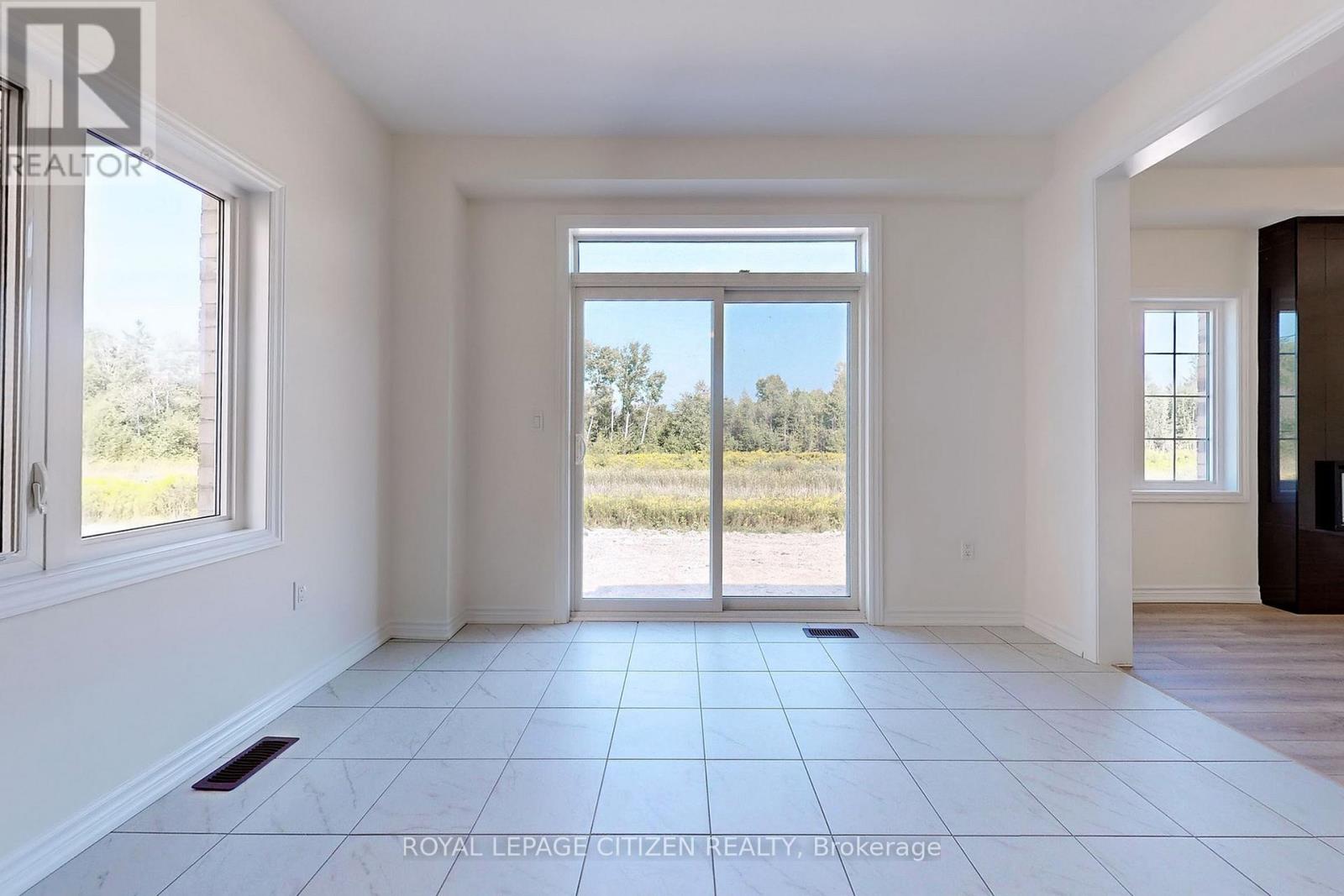 140 Hawkins Street, Georgina, Ontario  L0E 1R0 - Photo 17 - N13013056