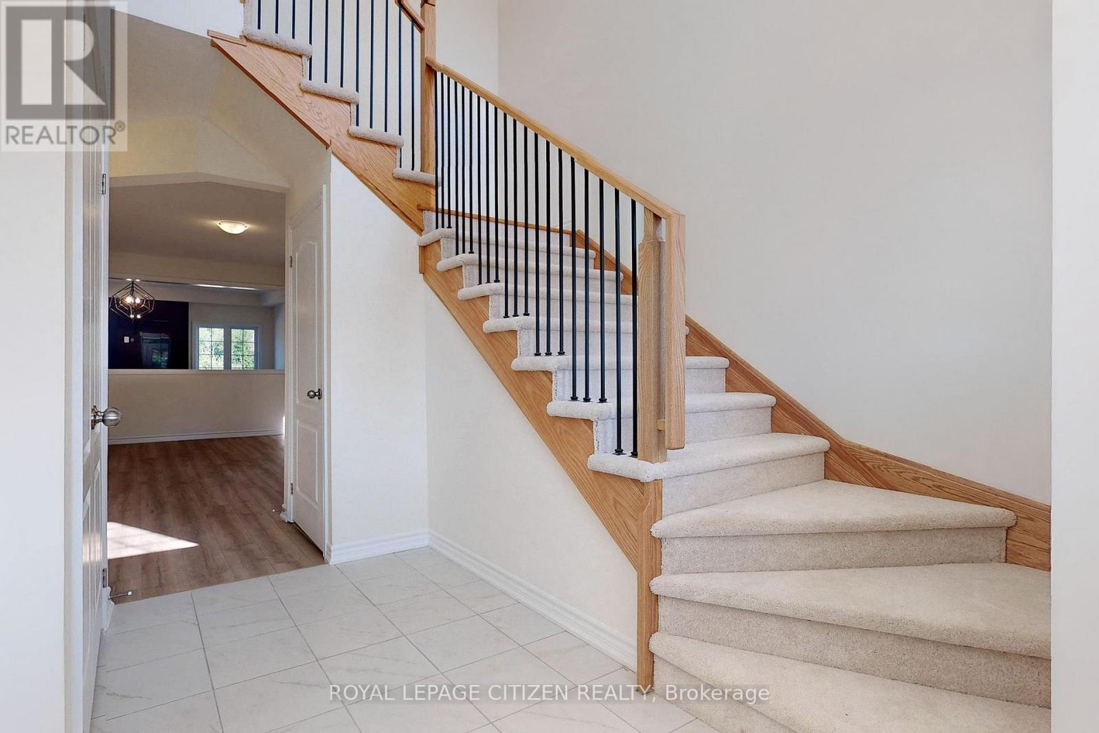 140 Hawkins Street, Georgina, Ontario  L0E 1R0 - Photo 23 - N13013056