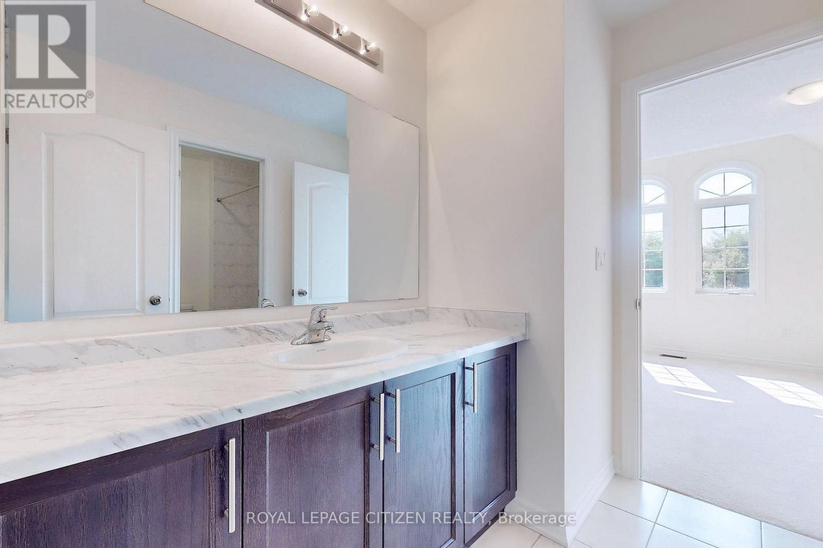 140 Hawkins Street, Georgina, Ontario  L0E 1R0 - Photo 34 - N13013056