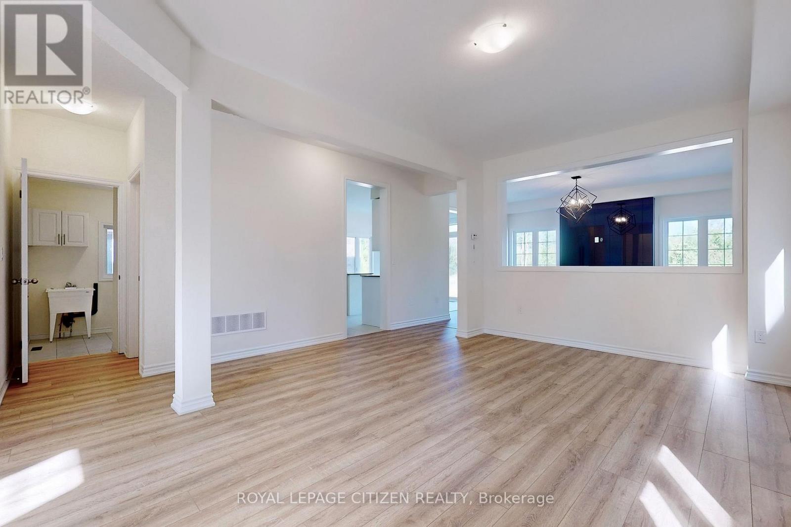 140 Hawkins Street, Georgina, Ontario  L0E 1R0 - Photo 9 - N13013056